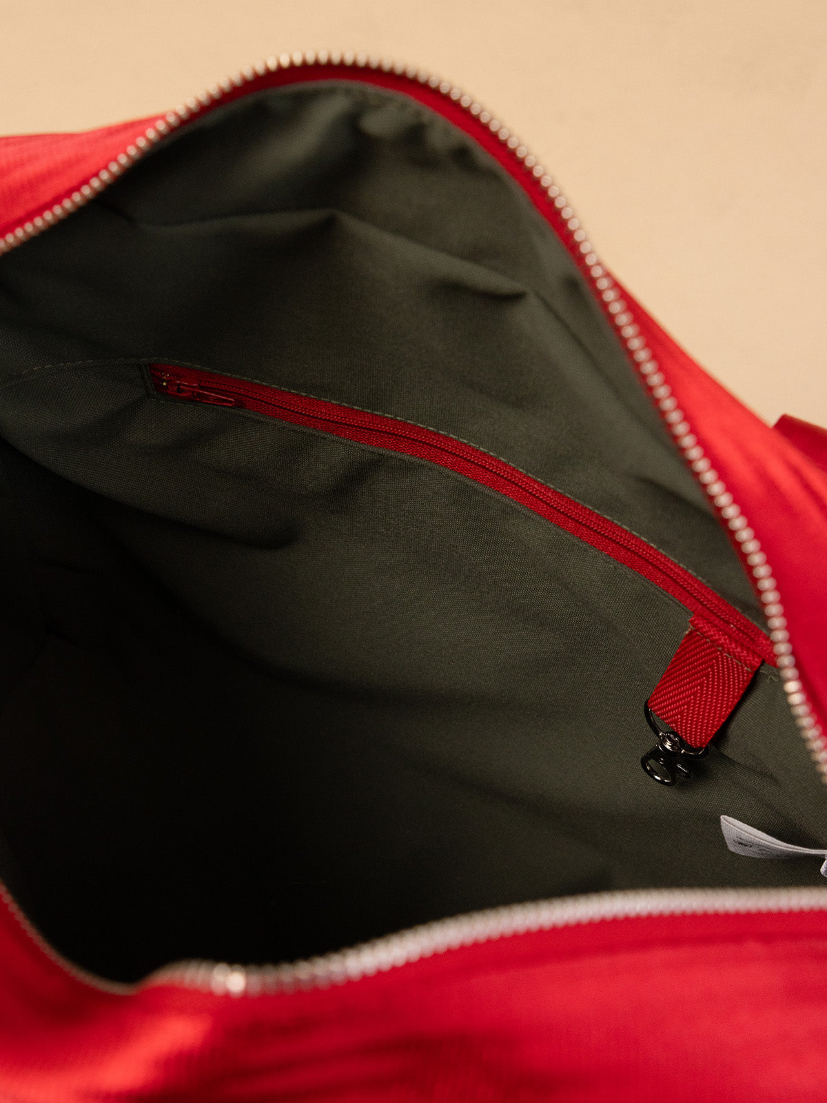HALLA bag, red