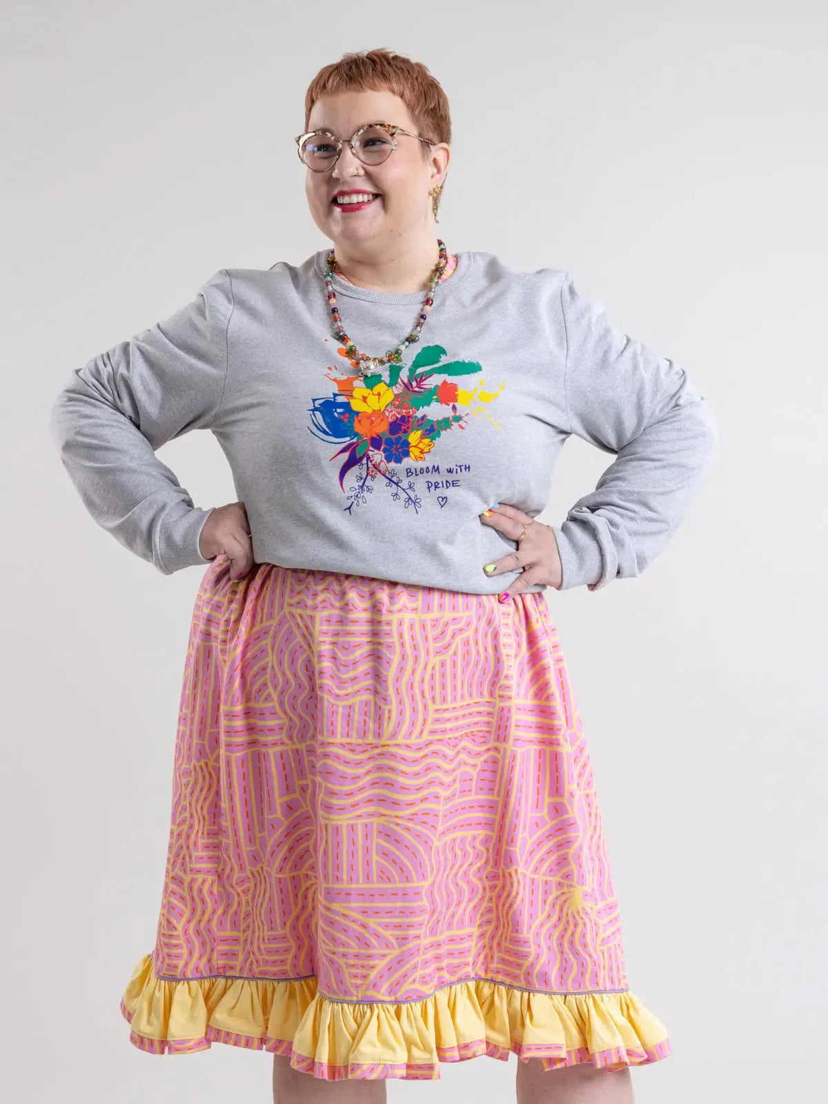 BLOOM WITH PRIDE, sweatshirt